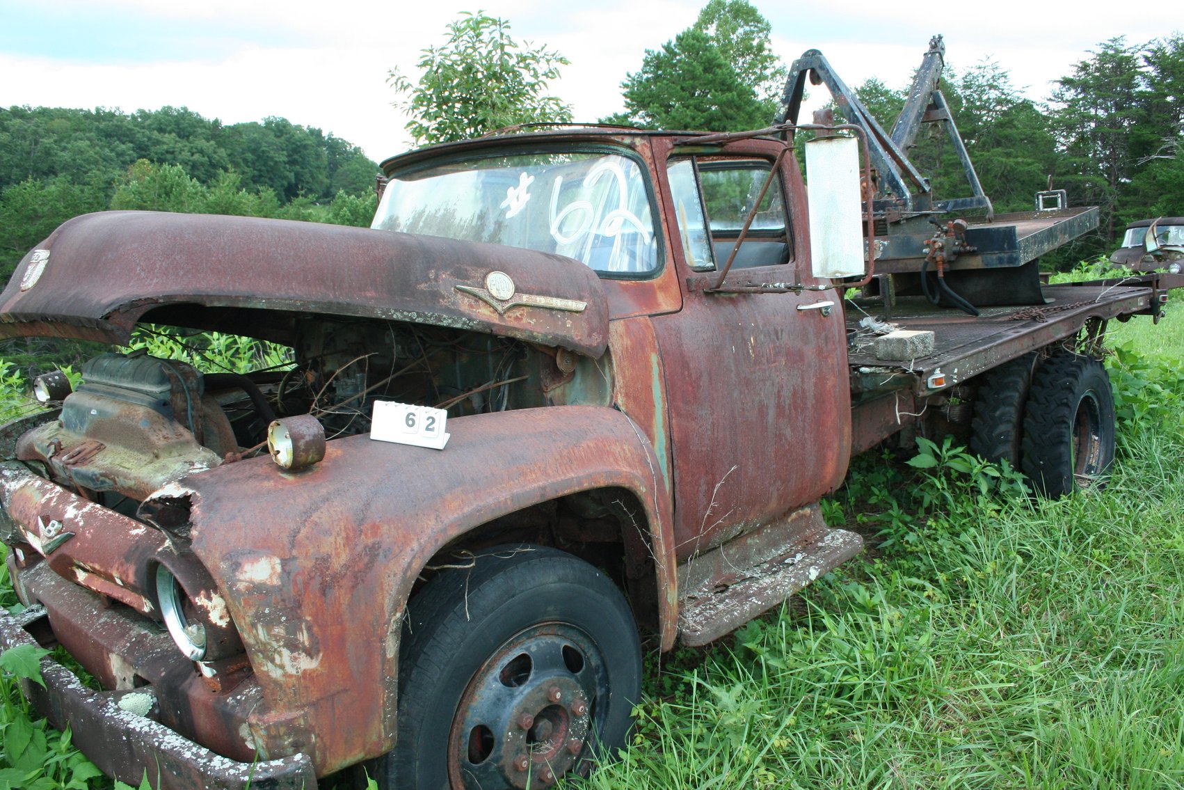Image for 1956 Ford F600 Flatbead   V-8 Engine   Hydraulic Lift Gate   Homemade Wrecker Body Included