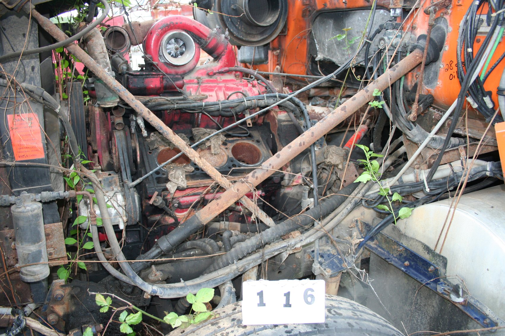 Image for 1984 Volvo White Corporation   Diesel Engine Apart   Detroit V-8   VIN #1WUCBBUE2ENO65038   TITLE