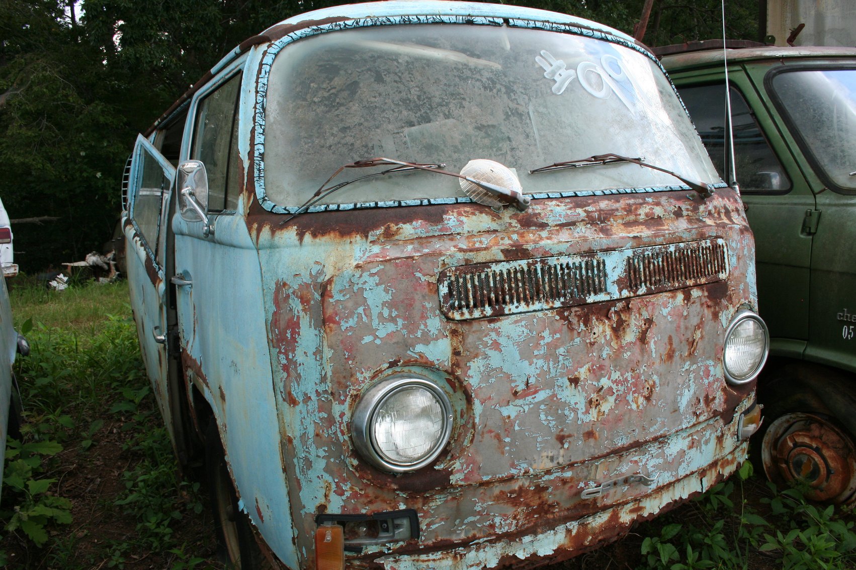 Image for Volkswagon Van   Engine Included   VIN #2202039595   TITLE