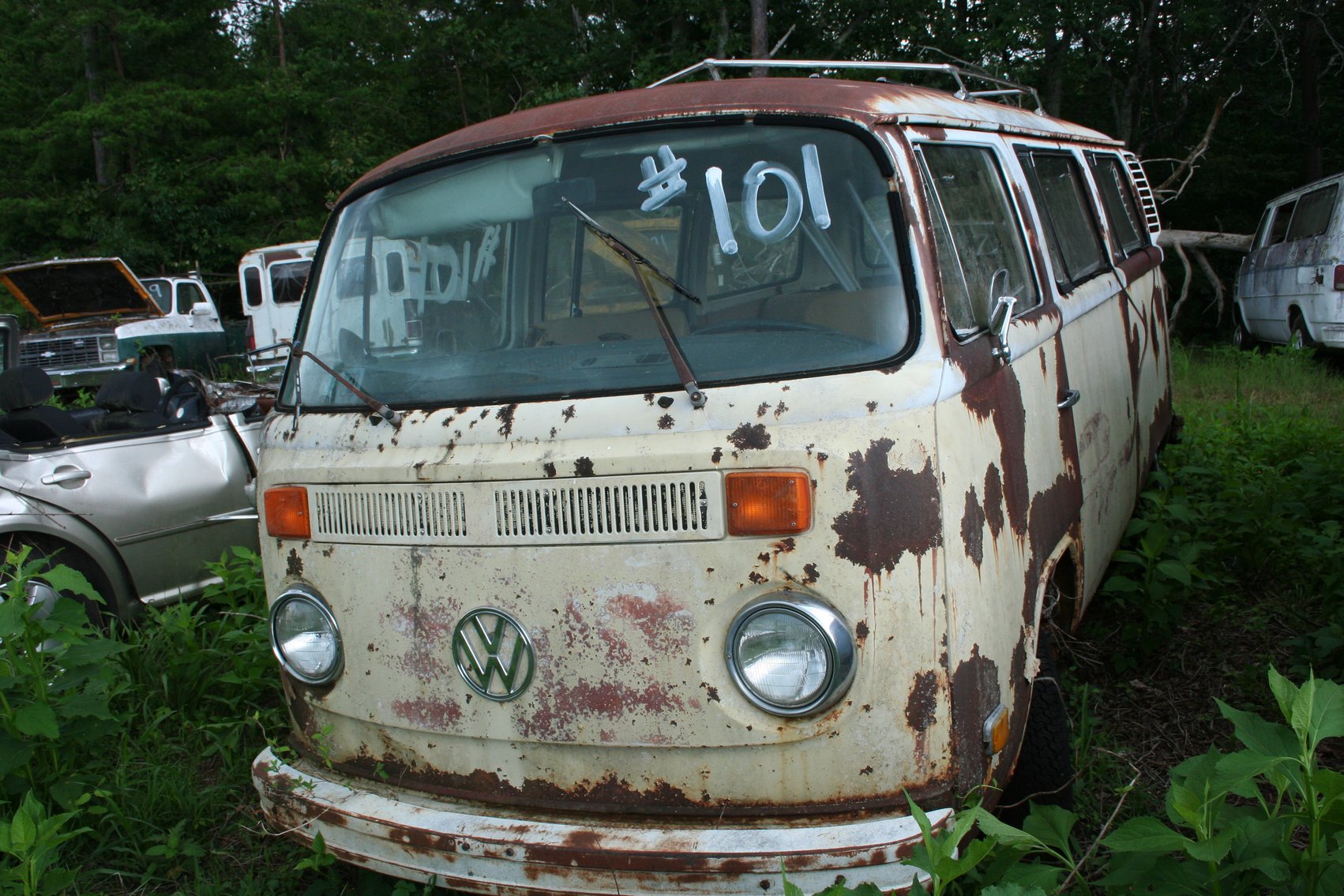 Image for 1973 Volkswagon Van   VIN #2232254608   Engine Included   Contents Included   TITLE