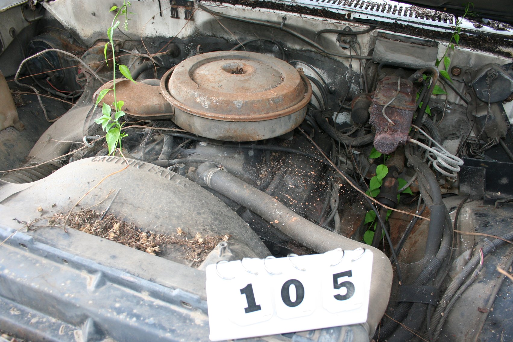 Image for 1988 GMC Box Truck   Perry Pools   VIN #1GDHR34K5JJ500197   Sierra 3500   V-8 Engine 5.7 Litre