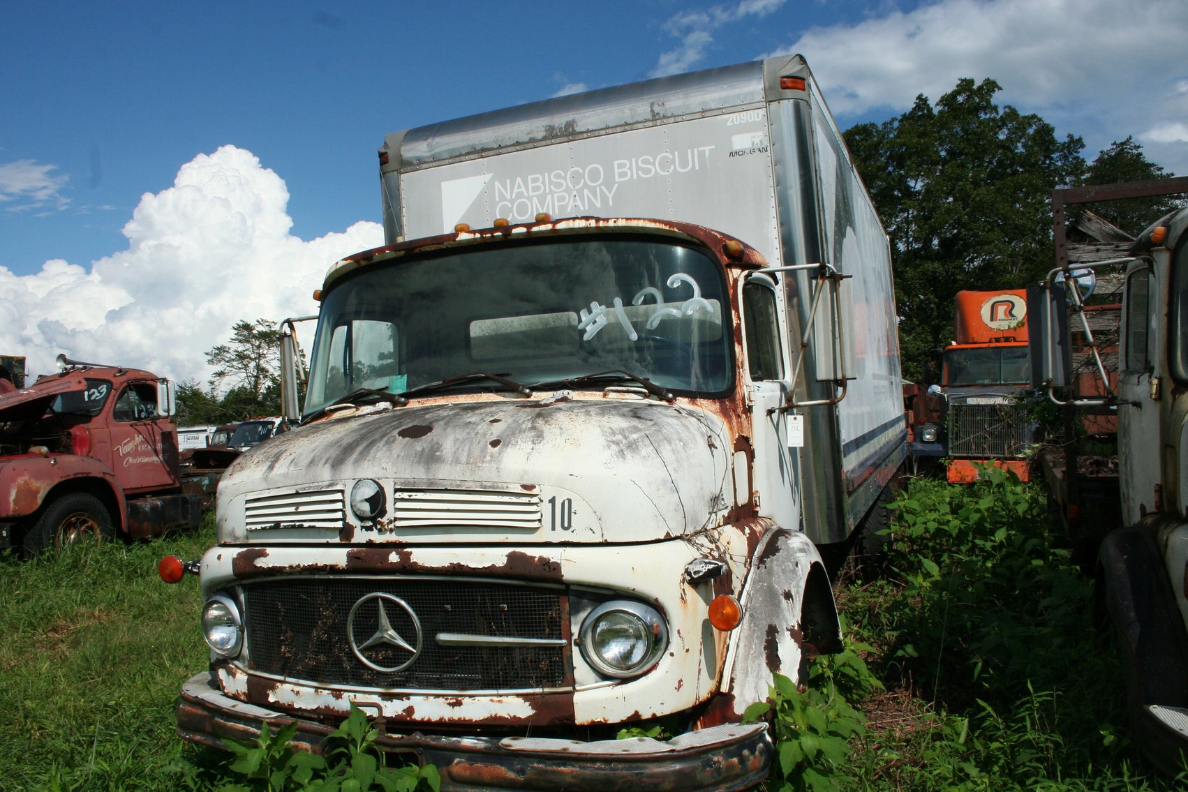 Image for 1977 Mercedes Model 1116 VIN #3448142002255   Box Truck   Diesel 6 Cyl   Chips Ahoy Cookes
