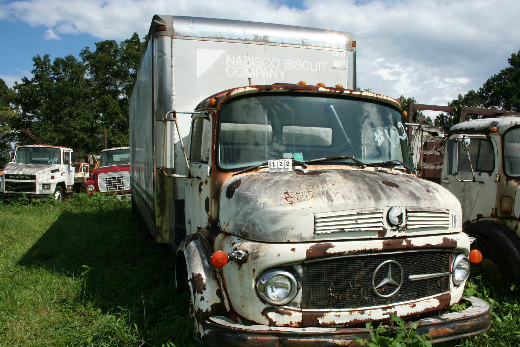 Image for 1977 Mercedes Model 1116 VIN #3448142002255   Box Truck   Diesel 6 Cyl   Chips Ahoy Cookes