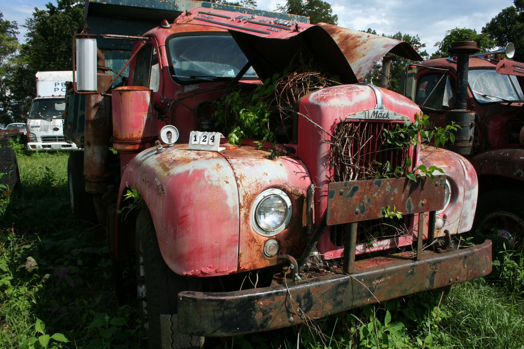 Image for 1962 Mack   #B61LT37797   Thermodyne Diesel   Dump Truck   Mack Diesel 6 Cyl   10 Speed Hi/Low   TITLE