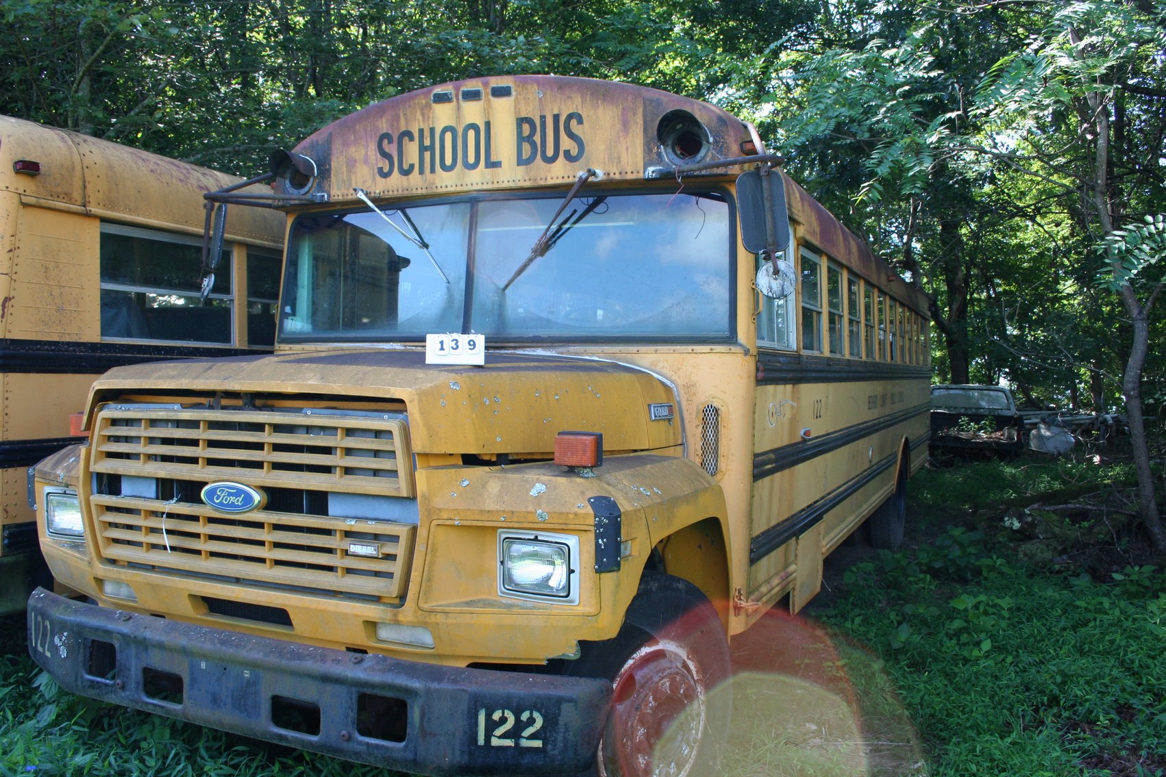 Image for 1986 Ford B700   VIN #1FDNJ74N7GVAF8200   8.2 Detroit Diesel   98,187 Miles   TITLE