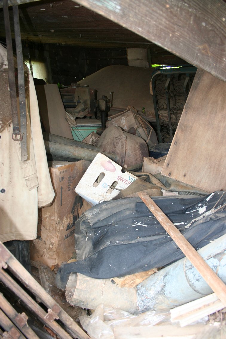 Image for Treasure Hunt Contents of Building  *MUST REMOVE ALL CONTENTS