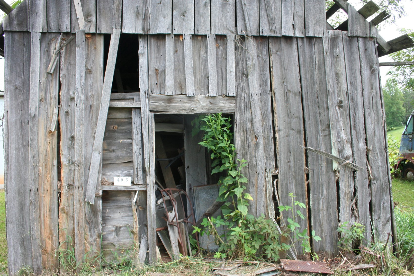 Image for Treasure Hunt Contents of Building  *MUST REMOVE ALL CONTENTS