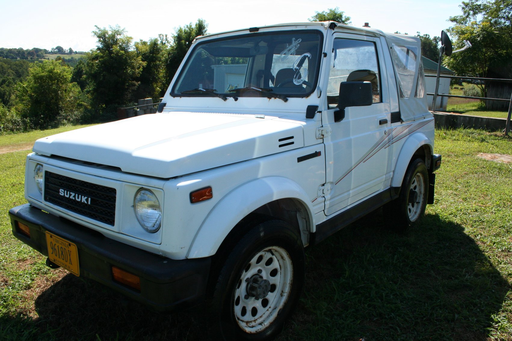 Image for 1991 Suzuki Samari   VIN #JS3JC31C1M4100436   Mileage 70,703   4X4   Runs Good   TITLE