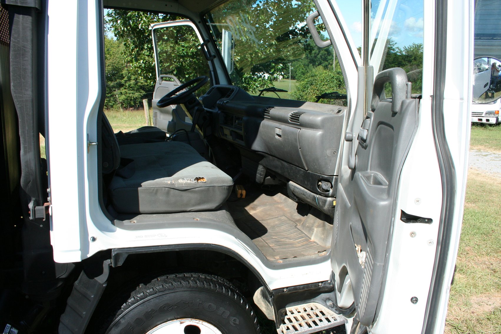 Image for 1997 Isuzu   VIN #JALB4B1K6V7006407   Mileage 233,109   Automatic   Diesel   Dump Bed   TITLE