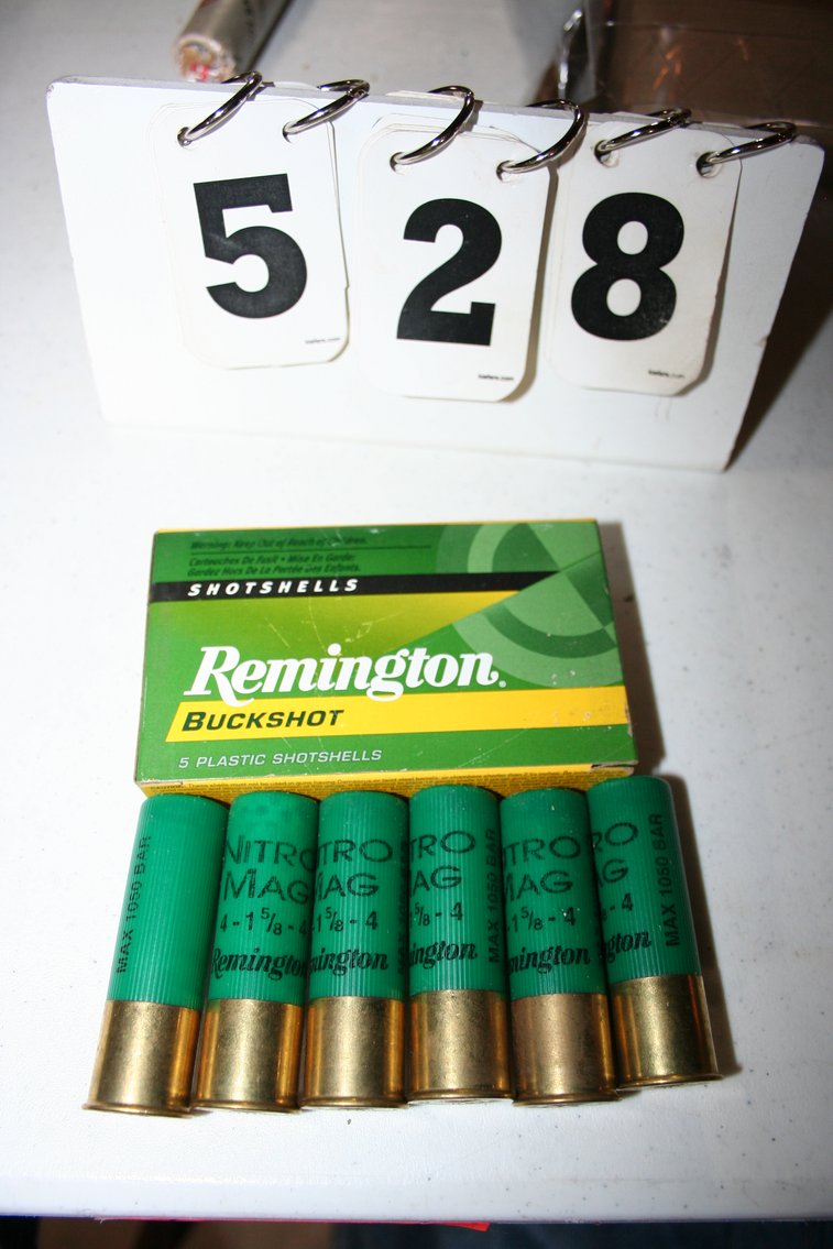 Image for 12 Gauge Buck Shot 2 3/4 & Nitro Mag 3