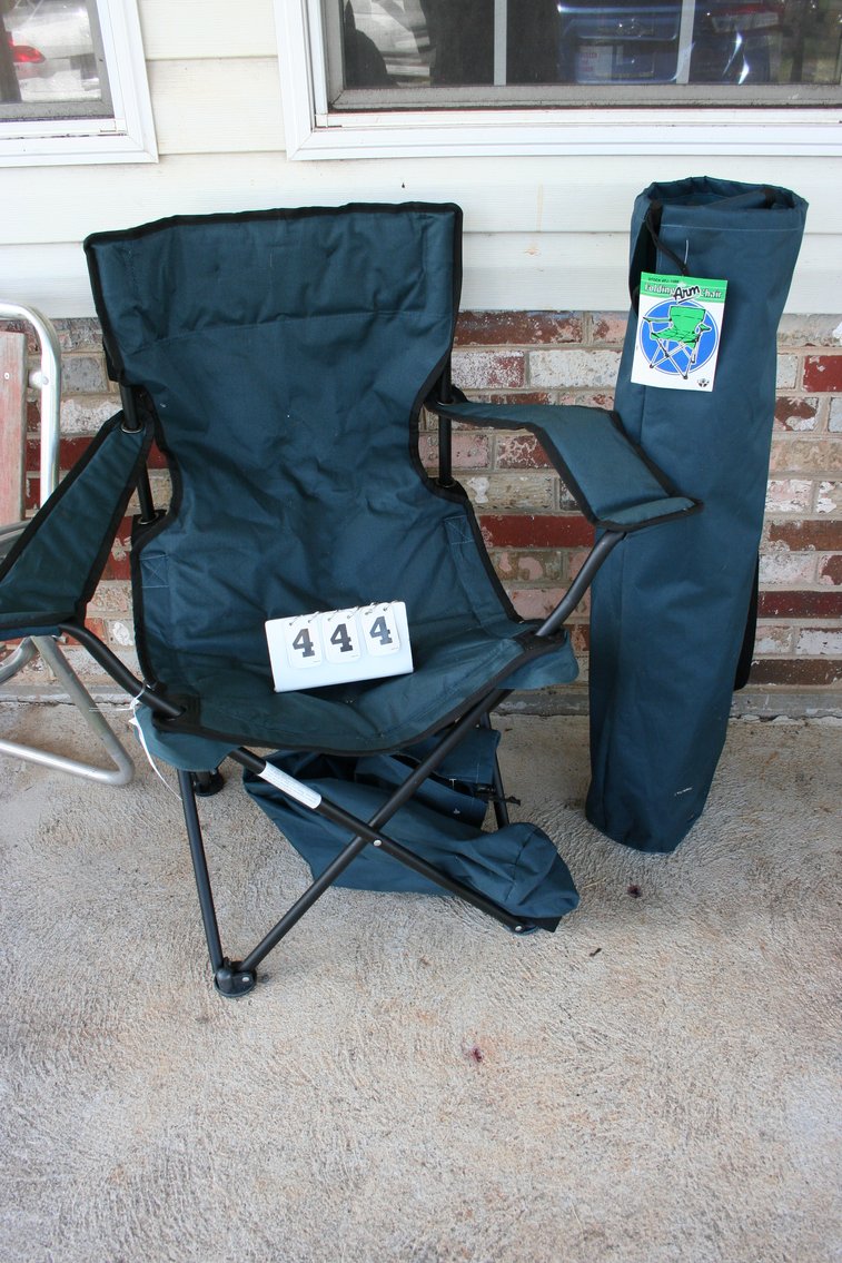 Image for Folding Arm Chairs (2)