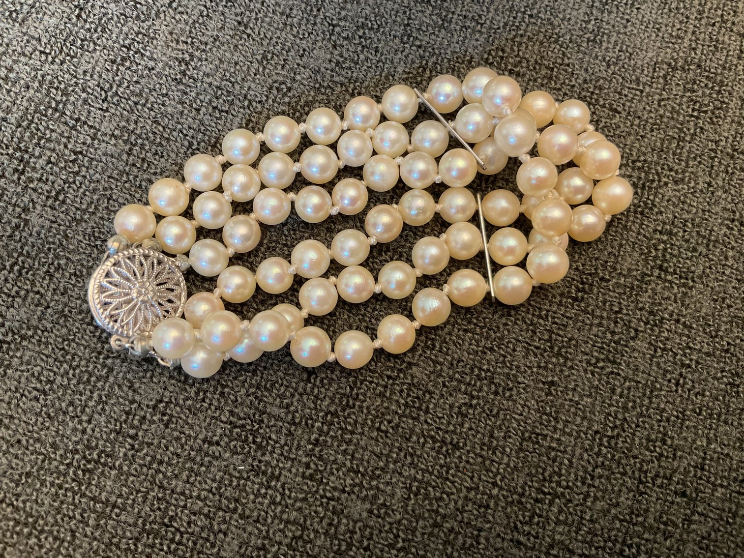 Image for 14 Kt Gold Clasp - 3 Strand Pearl Bracelet