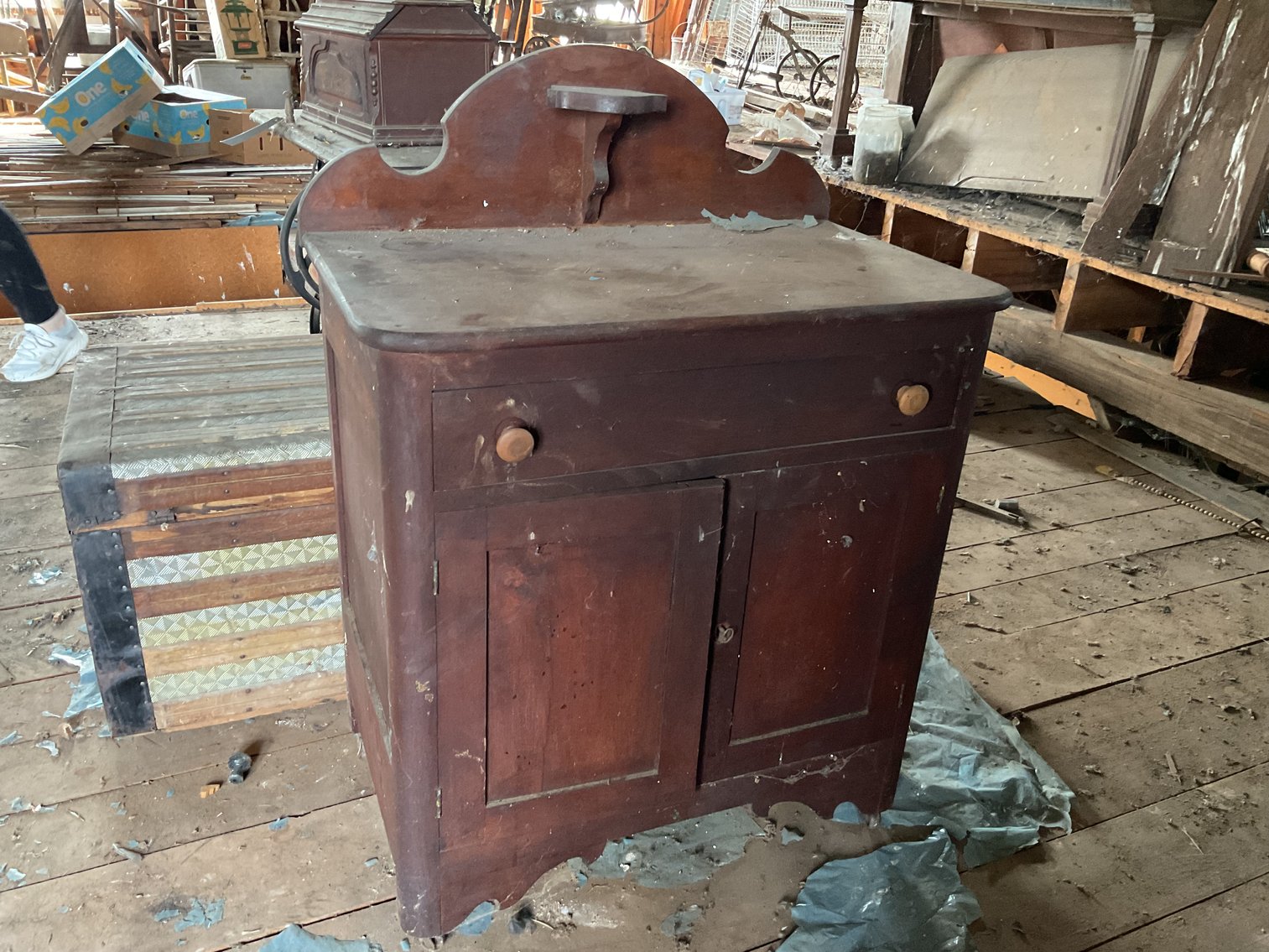 Image for Wash Stand and Trunk