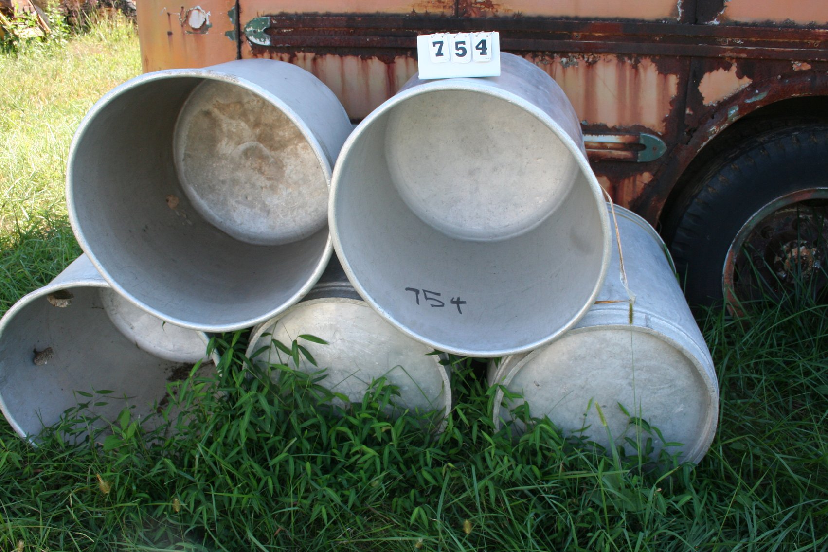 Image for Aluminum Barrels 40 Gallon (5)
