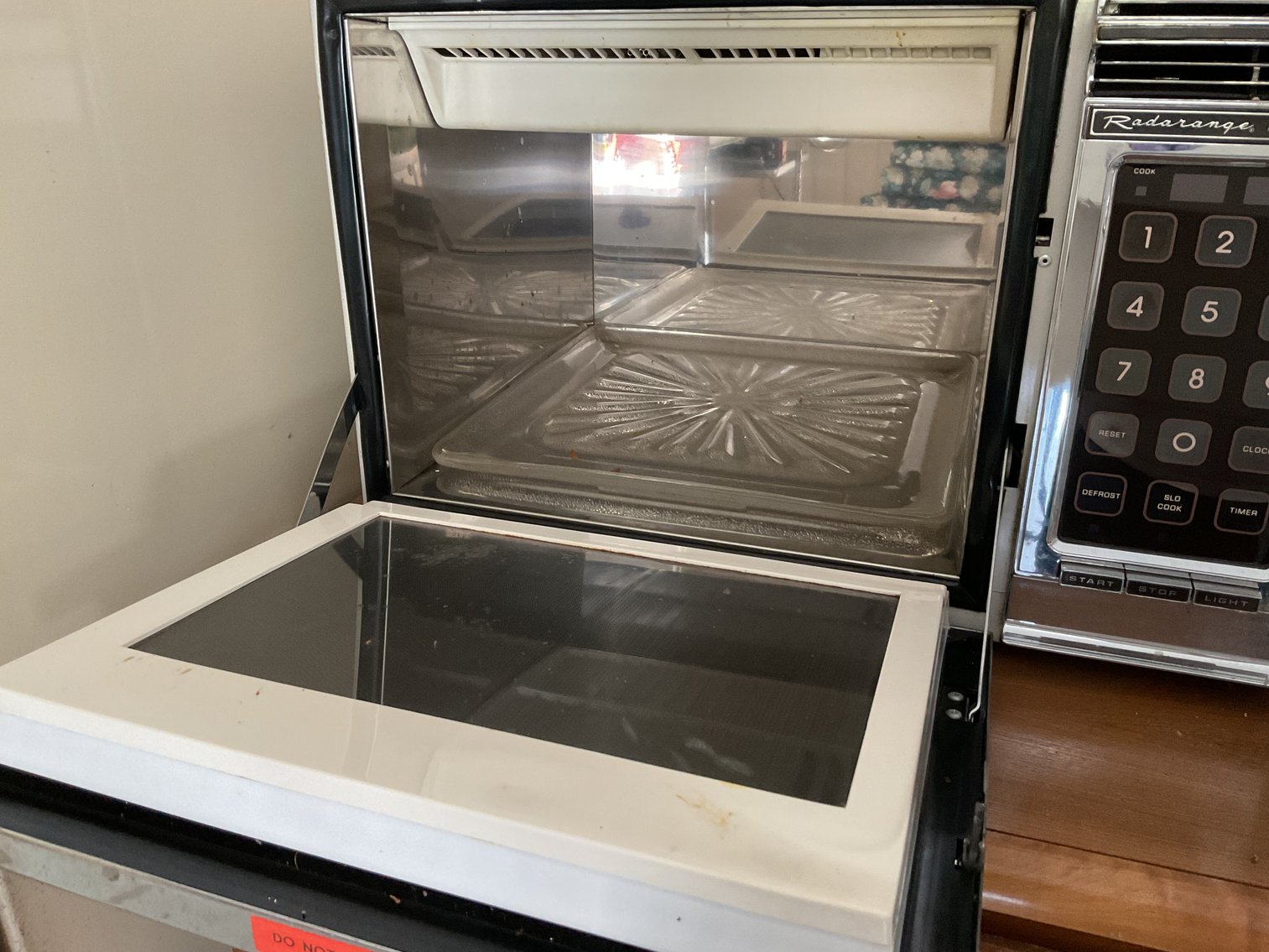 Image for Mid Century Modern Frigidaire “Flair” Range