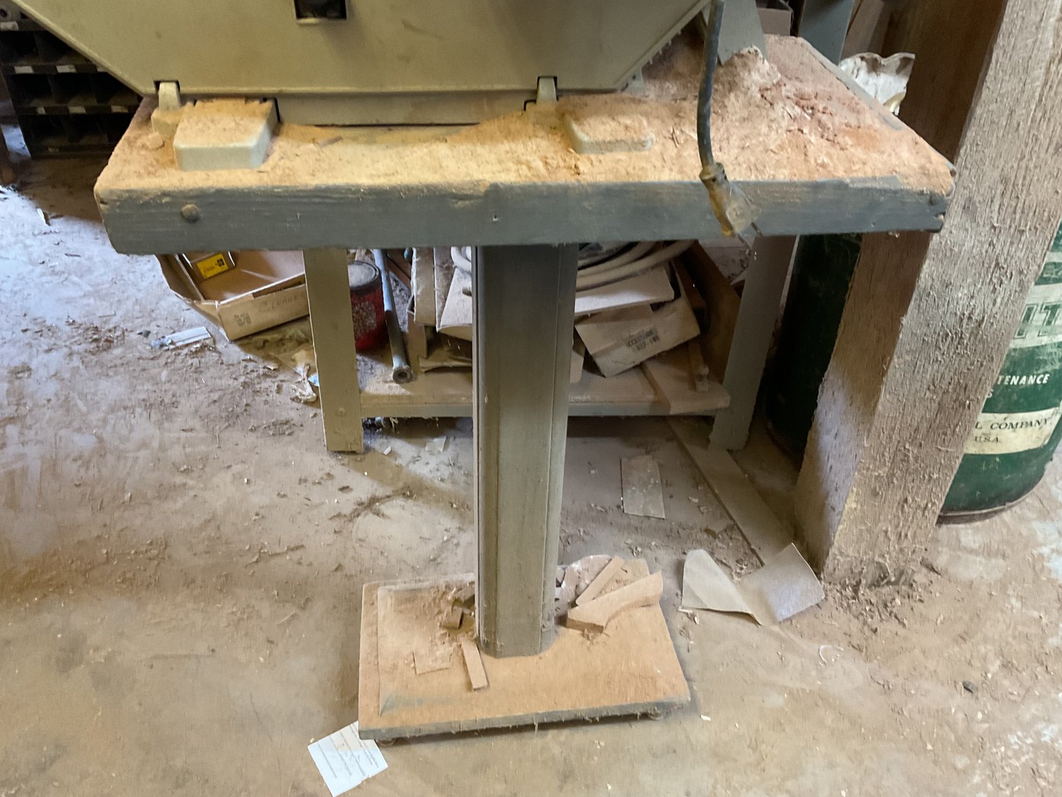 Image for Black and Decker Band Saw on Stand