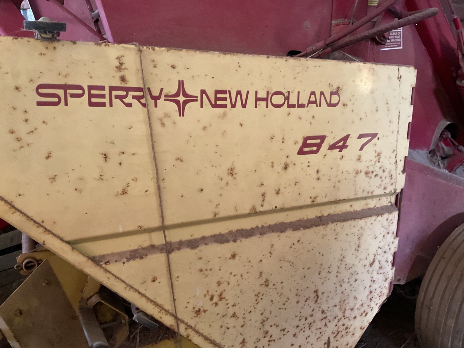 Image for New Holland 847 Round Bailer