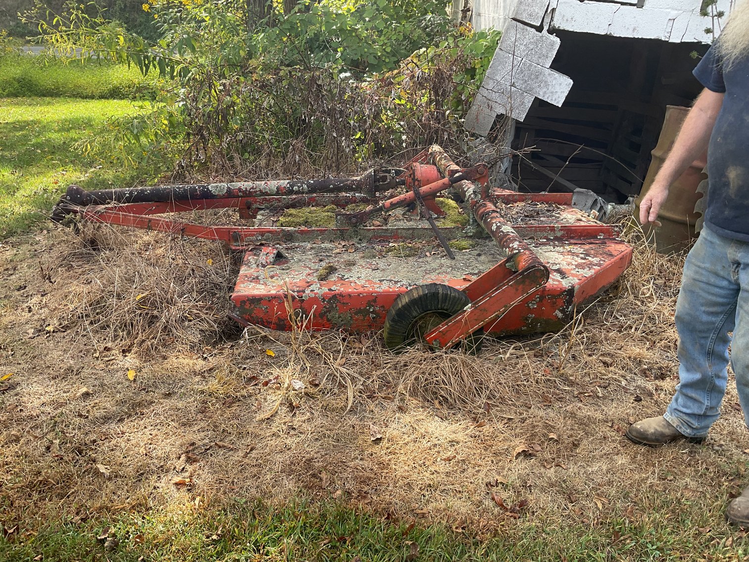 Image for 6’ Bush Hog  and 6’ Ford Bush Hog for Parts