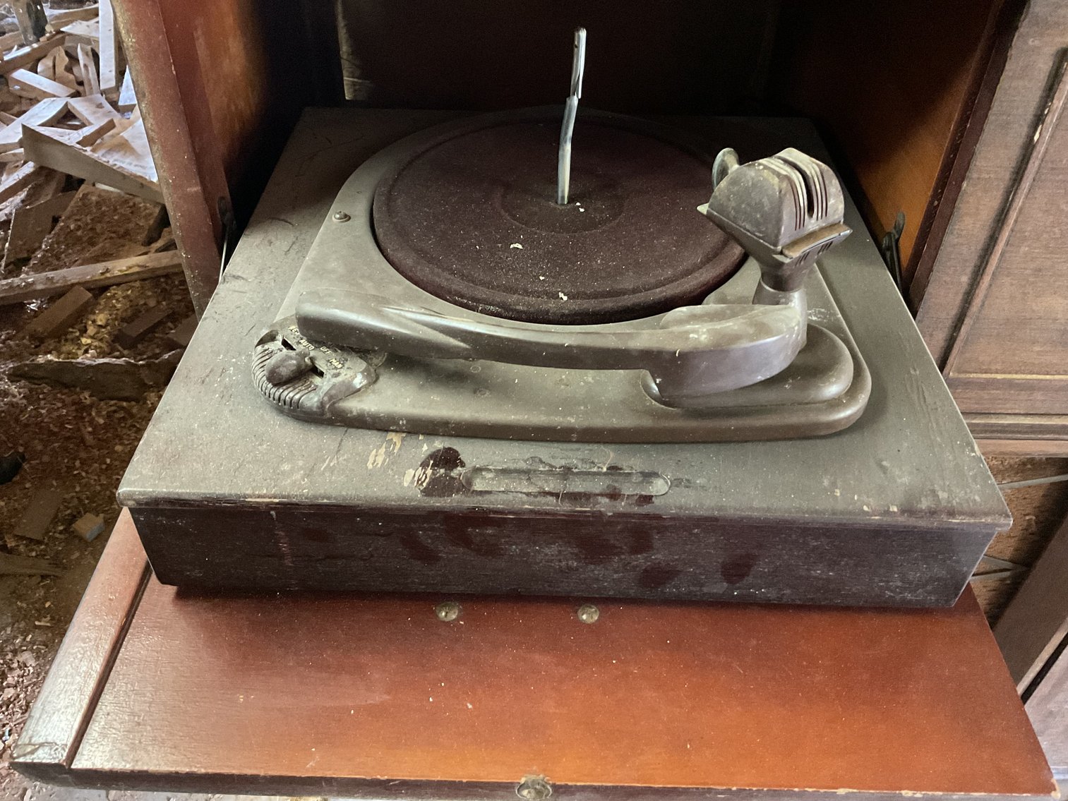 Image for Knight Radio - Record Player