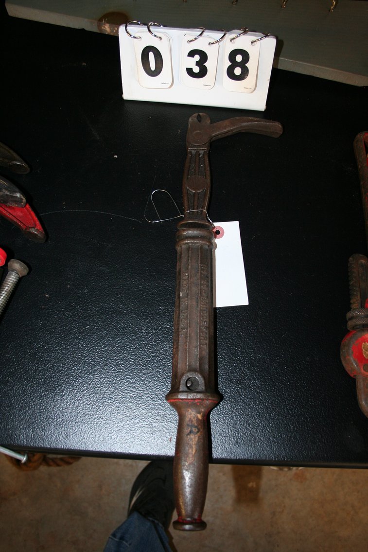 Image for Antique Bridgeport Nail Puller