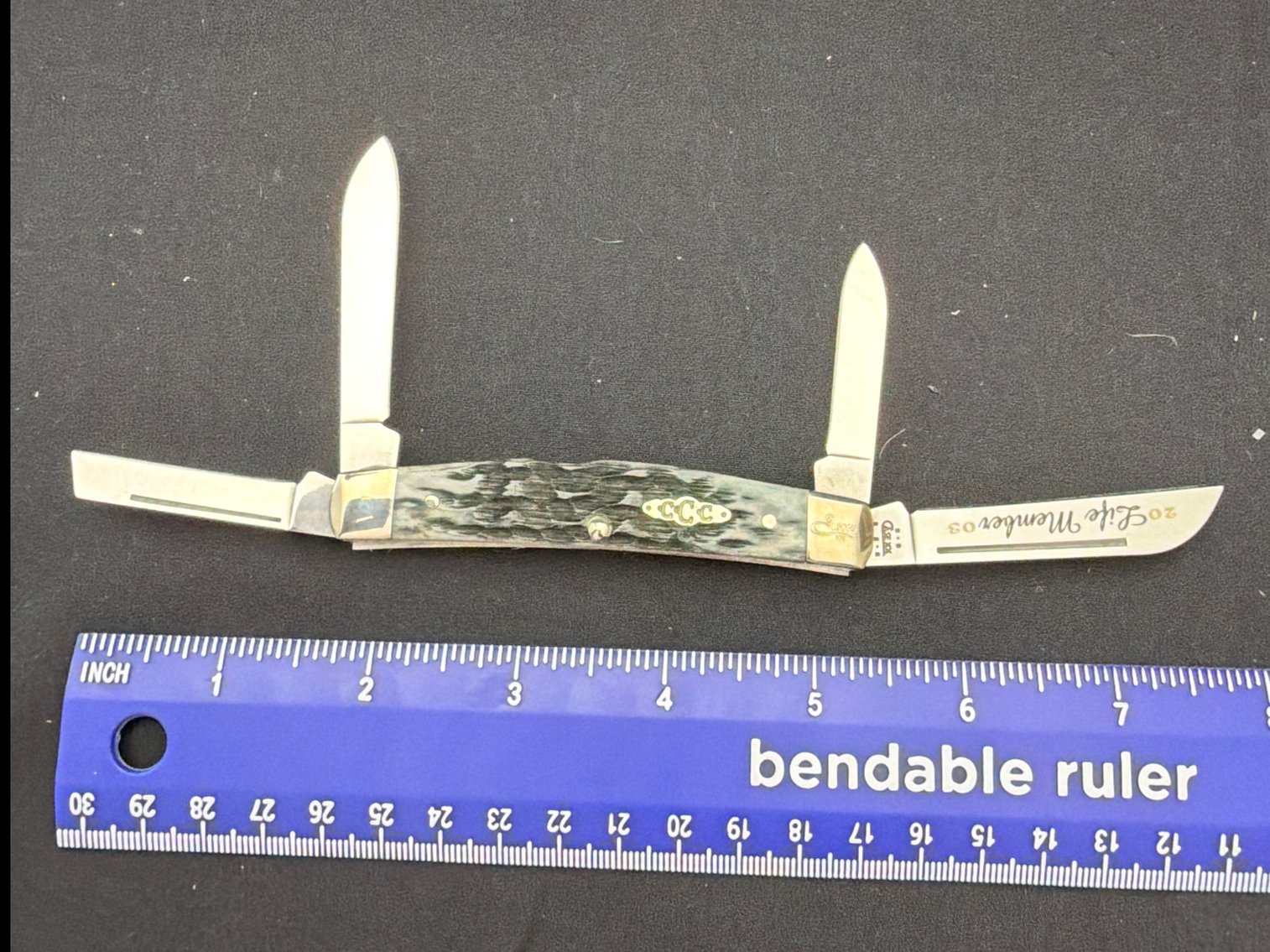Image for 2003 case collectors club knives