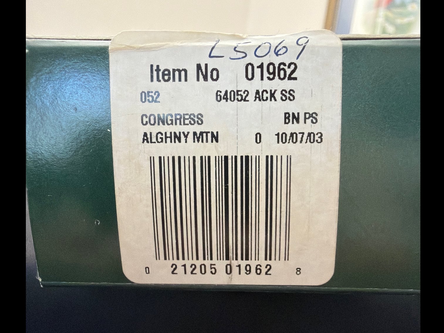 Image for 2003 case collectors club knives