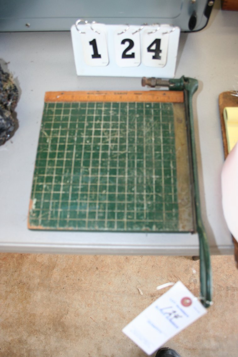 Image for Milton Bradley Co Paper Cutter