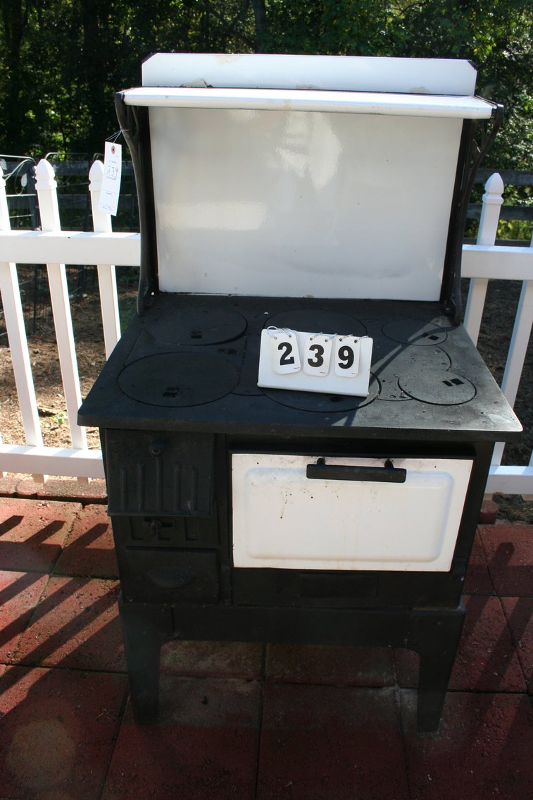Image for Cook Stove Cast Iron - Great Condition
