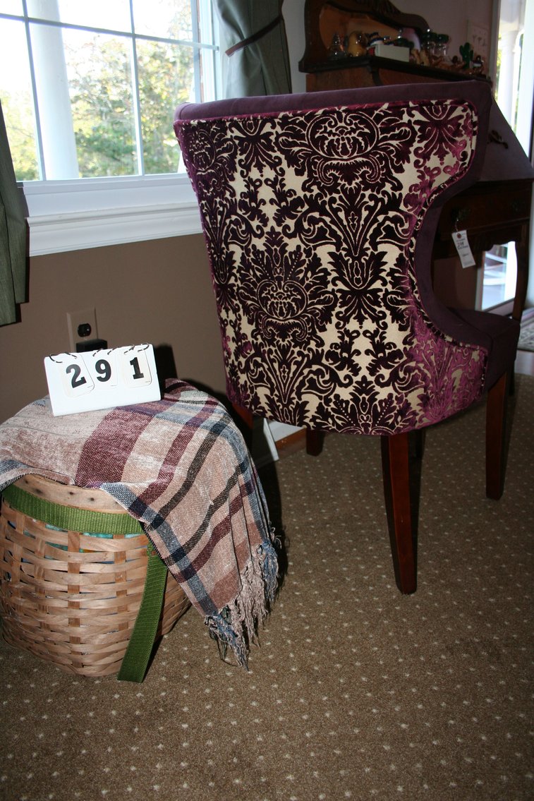 Image for Nice Valour Chair and Basket of Comforters