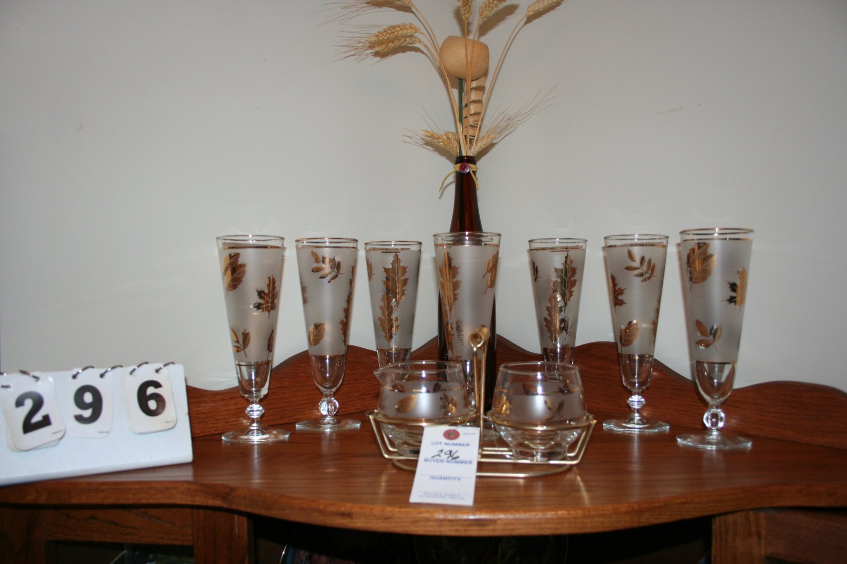 Image for Vintage Beautiful Libbey Gold Rimmed Glass Set