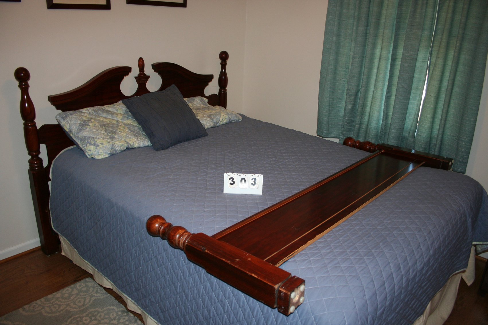Image for Queen Cherry Headboard Footboard & Rails