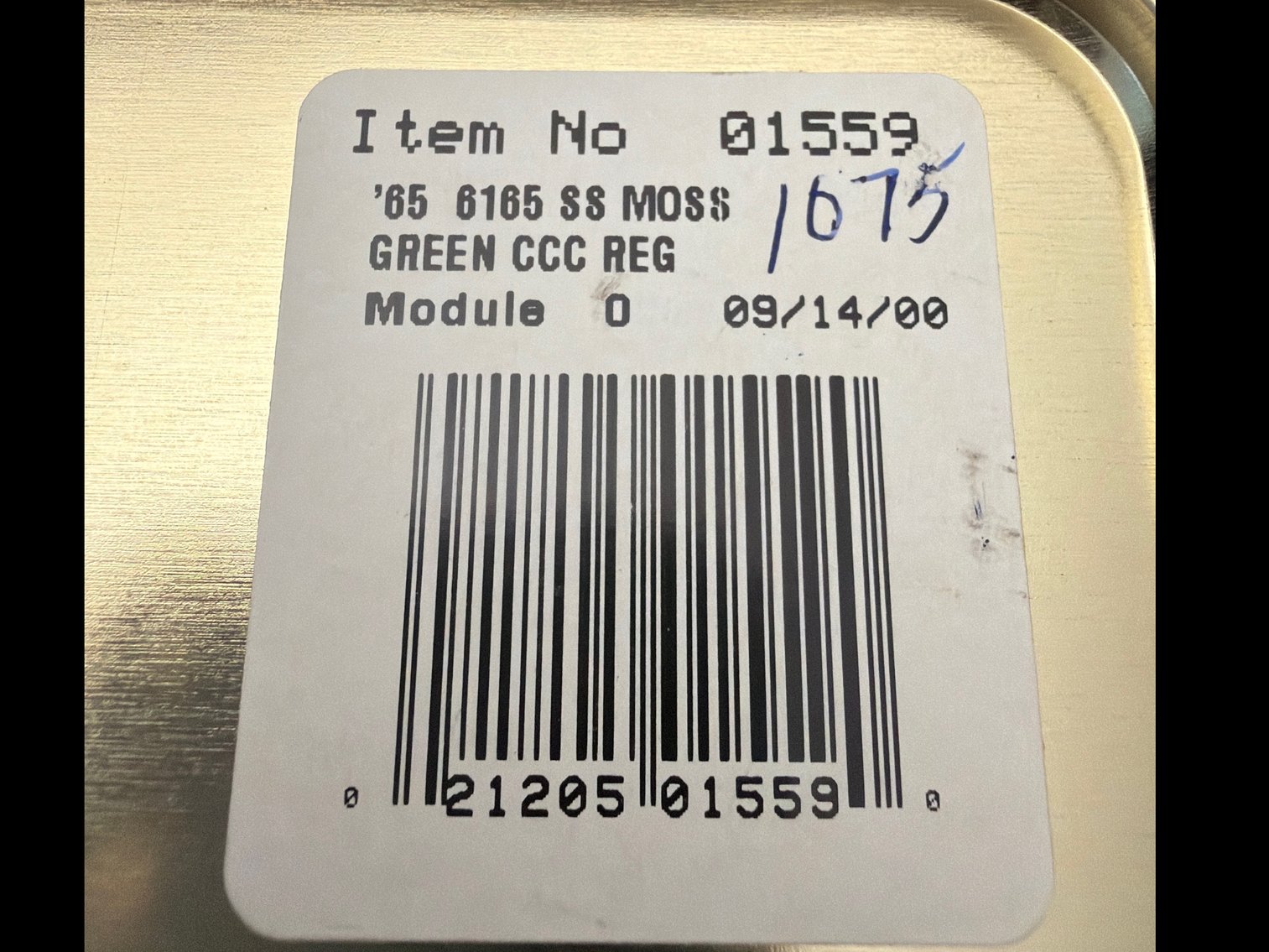 Image for Cakes, 2000 regular member collector club knife