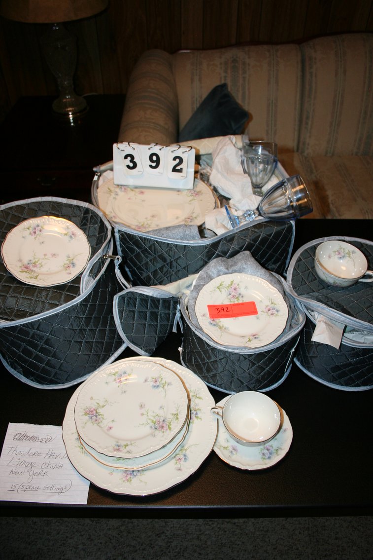 Image for Theadore Havilane Limoge China New York 15 Place Setting, No Chips