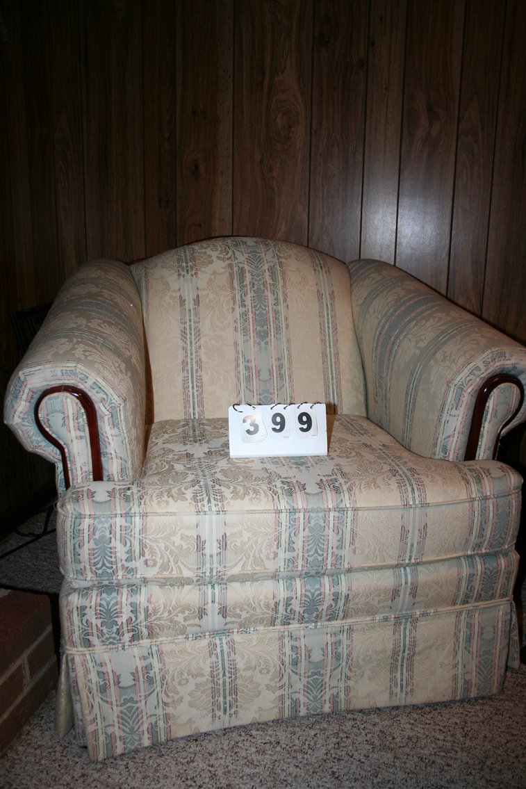 Image for Beautiful Cloth Chair Very Clean