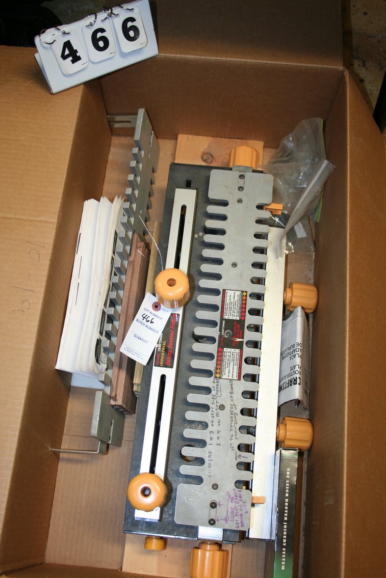 Image for Craftsman Deluxe Dovetail Fixture (Like New)