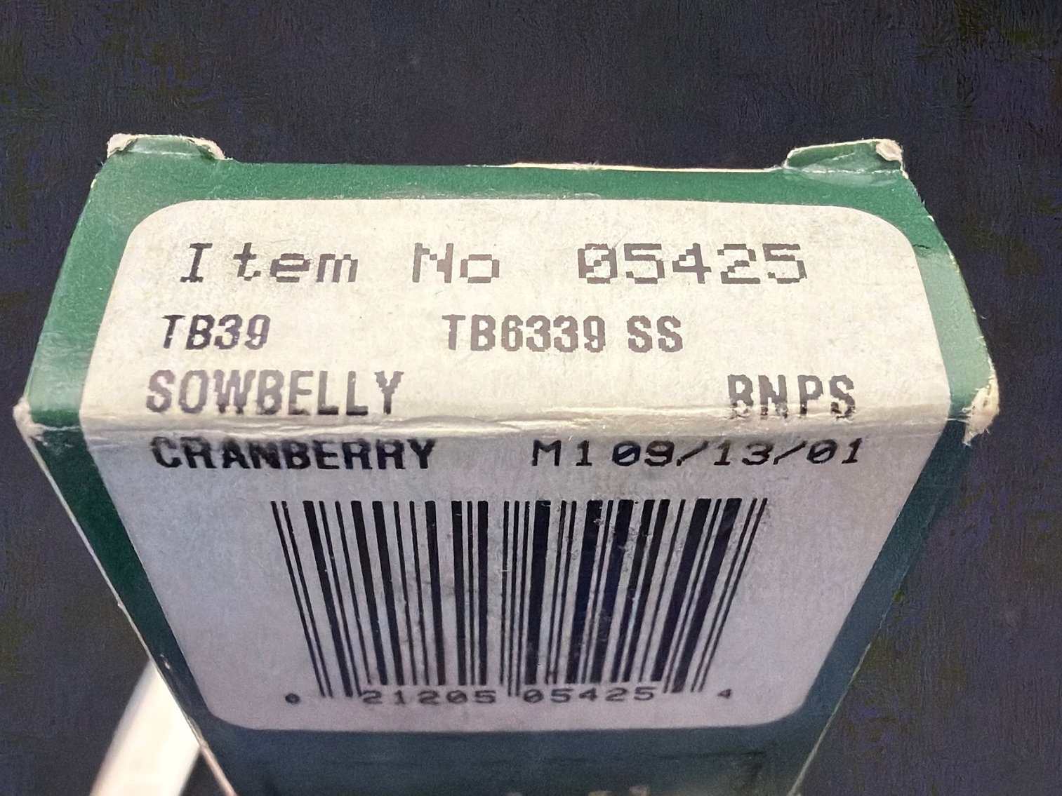 Image for Case Sowbelly. Cranberry