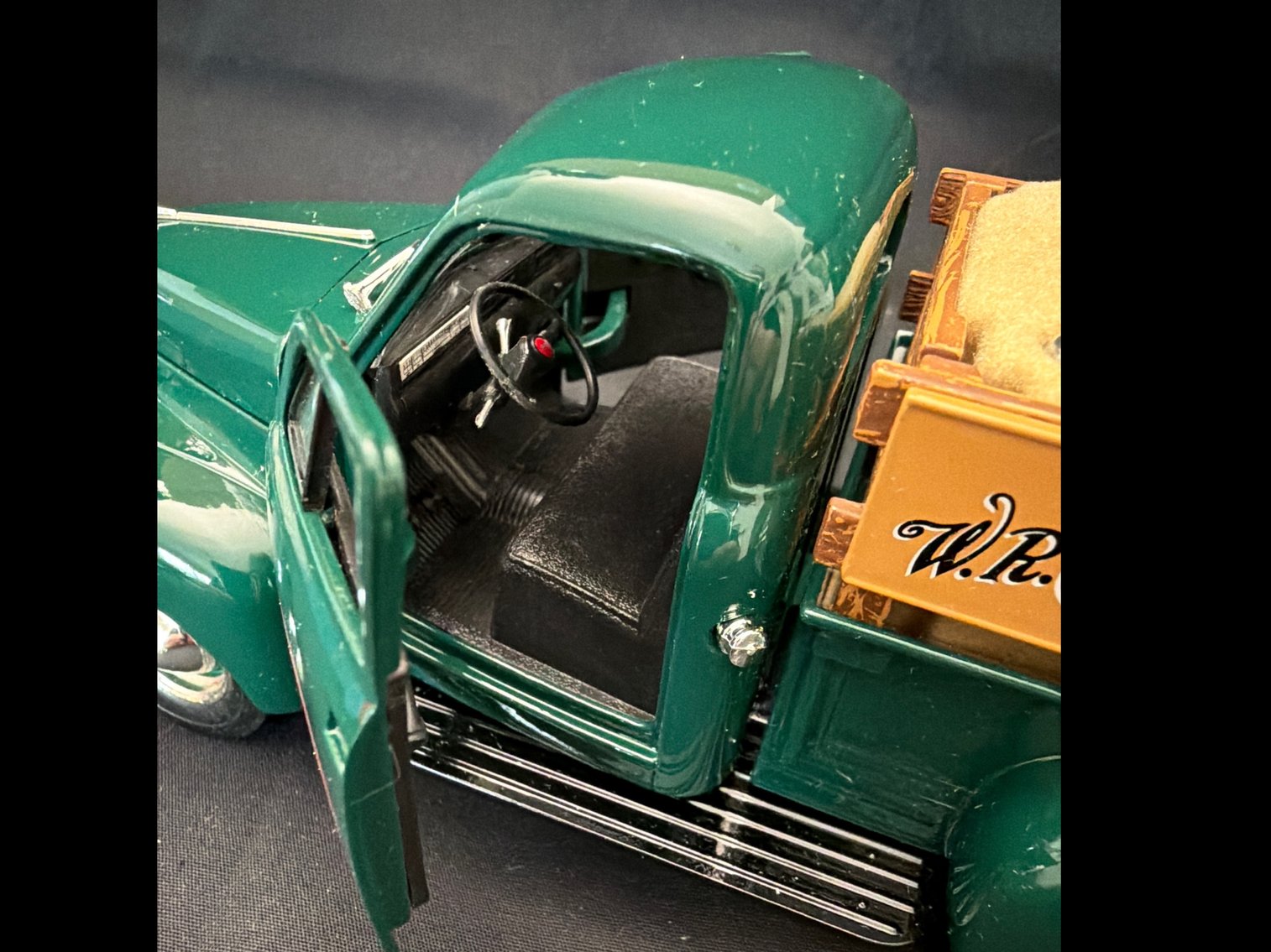 Image for Case 1947 Studebaker pickup with Knife