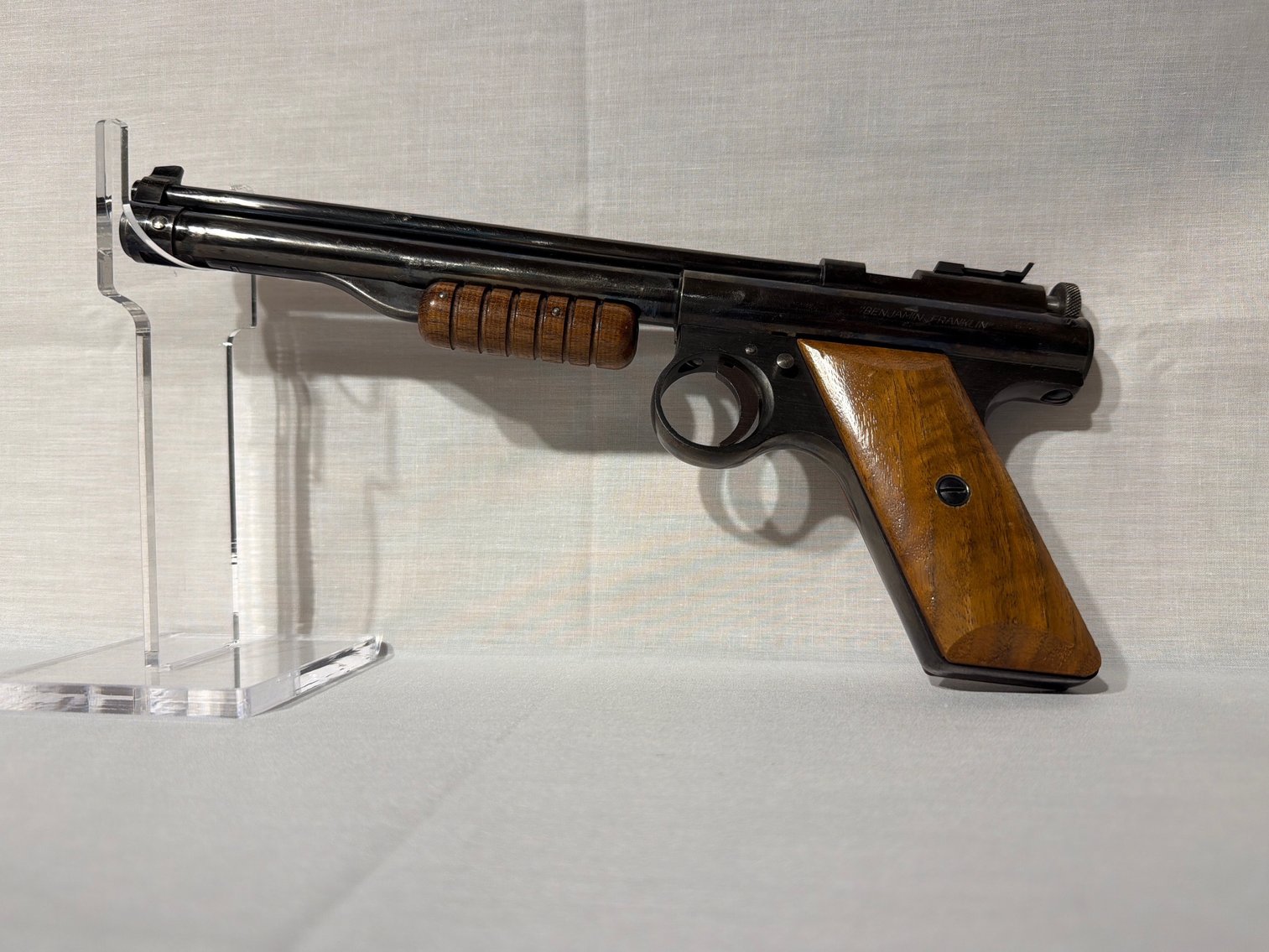 Image for Benjamin Targe Pistol Pellet Gun
