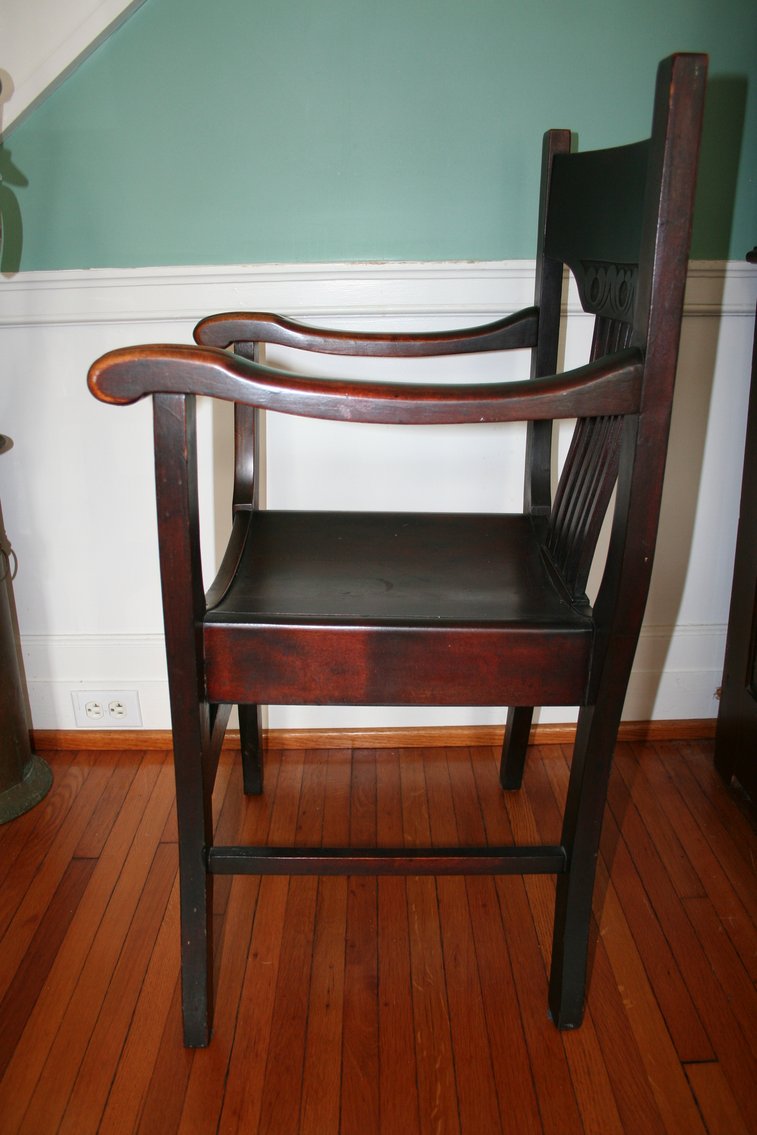 Image for Antique Victorian Northwind Walnut Arm Chair