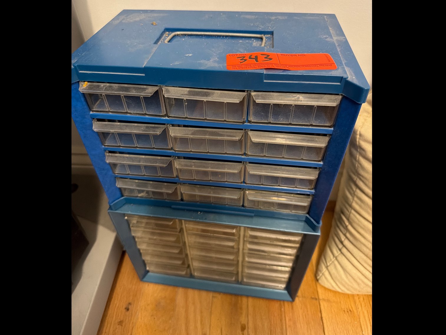 Image for Contents of shelf and plastic shelf