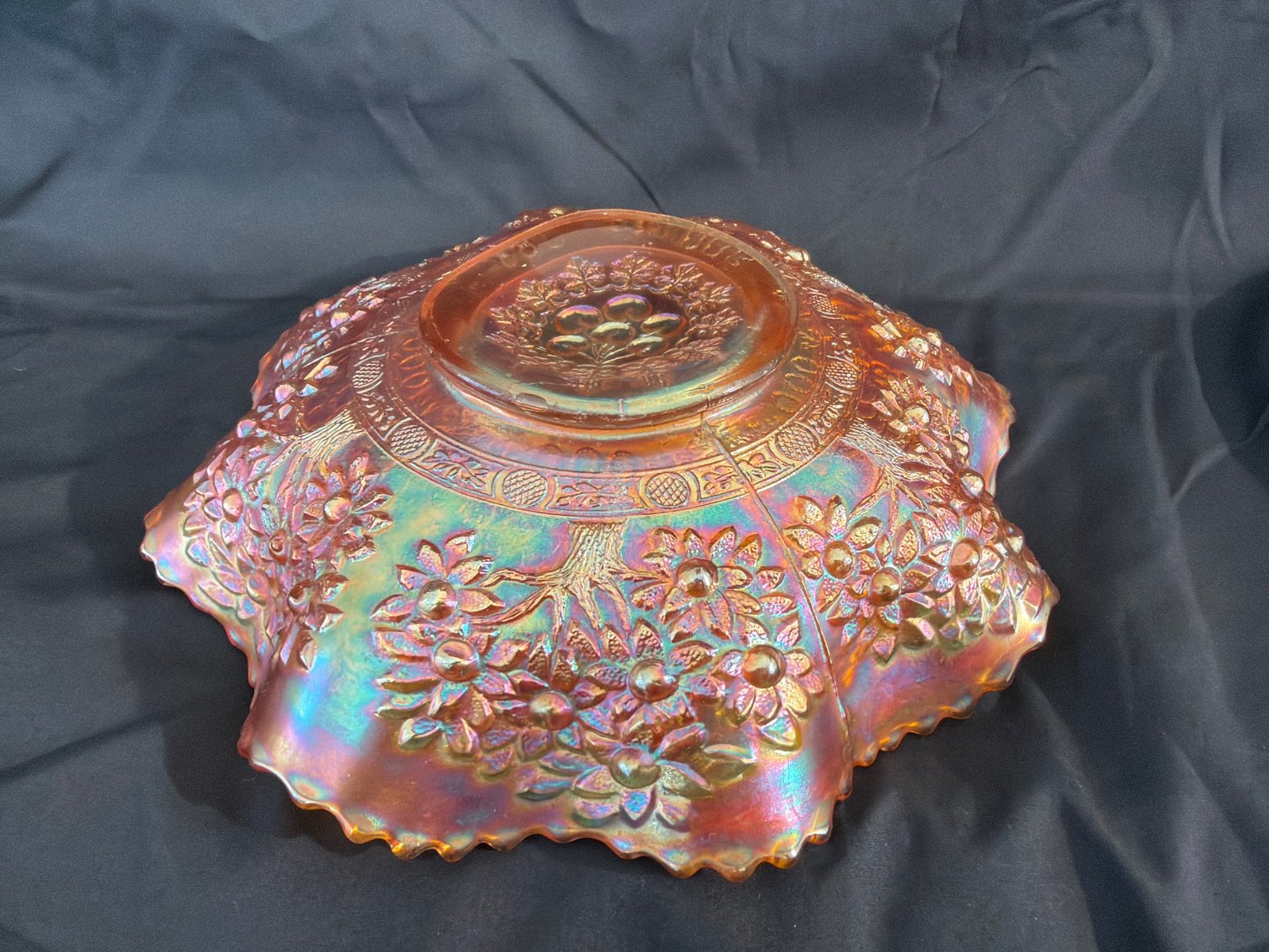 Image for Fenton cherry chain, carnival glass bowl