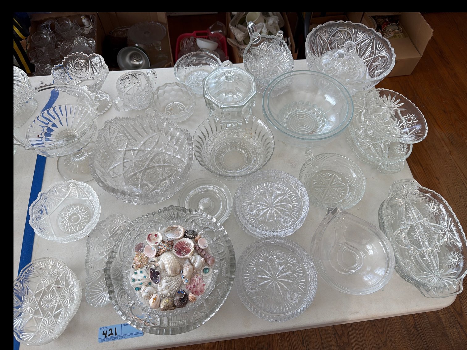 Image for Assorted glassware