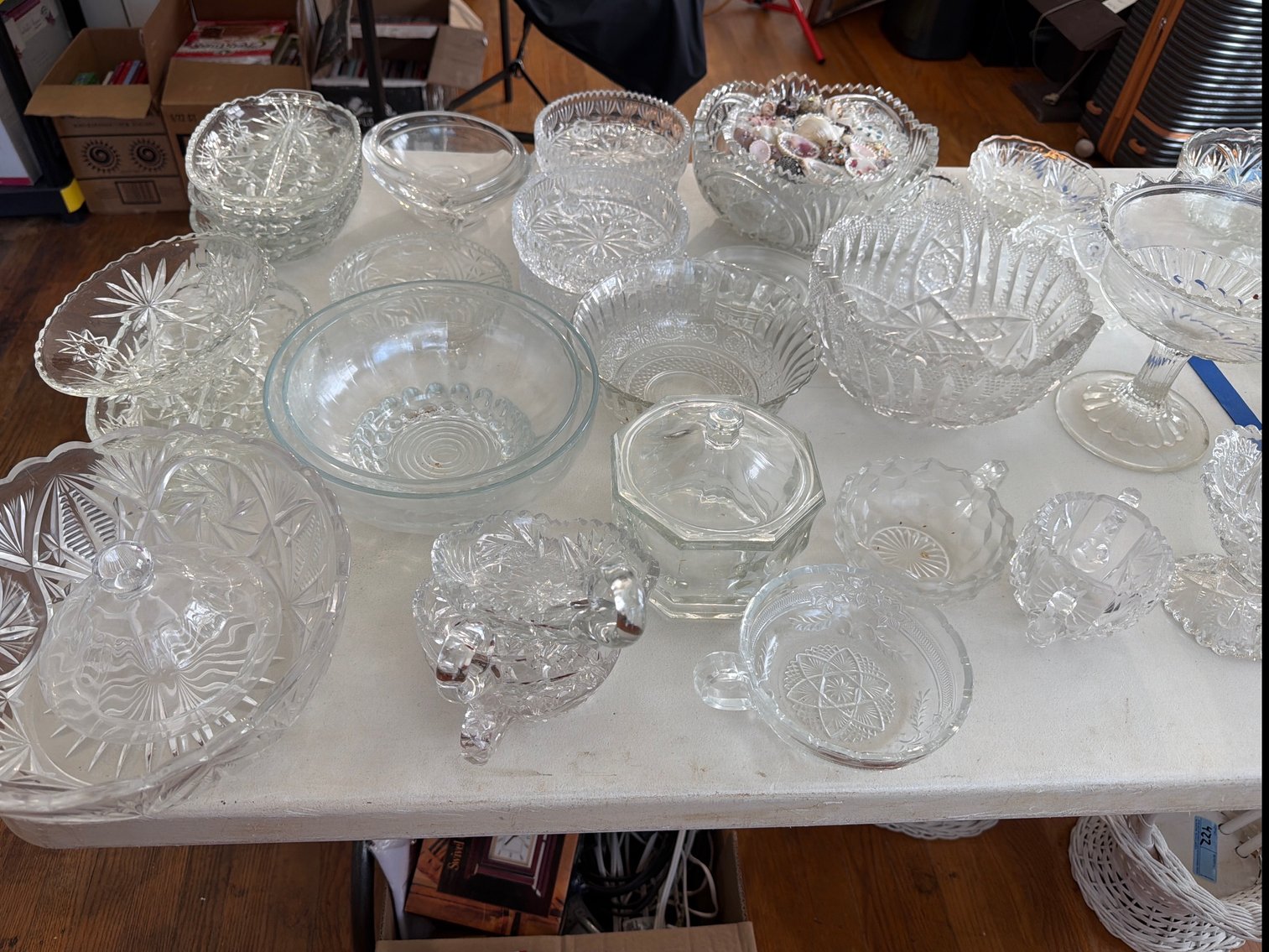Image for Assorted glassware