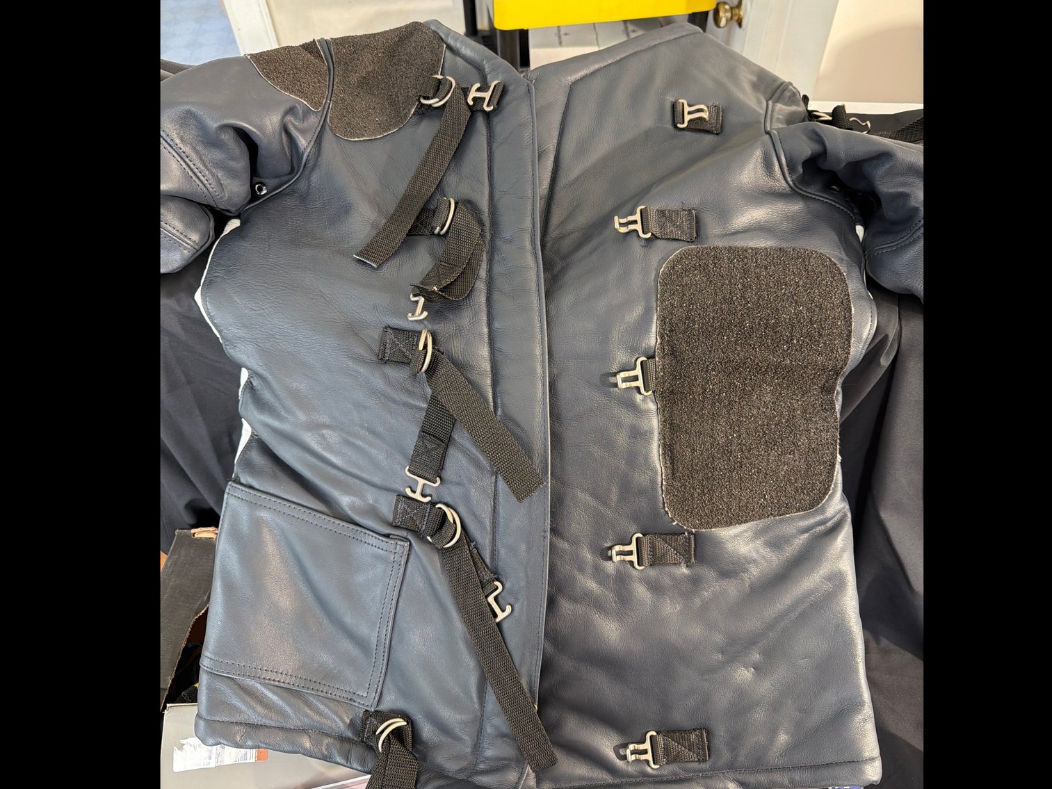 Image for Champions choice, leather shooting jacket, size 44