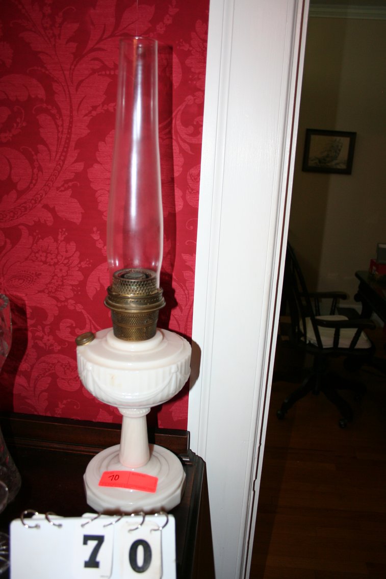 Image for Aladdin lincoln Drape Alacite Oil Lamp
