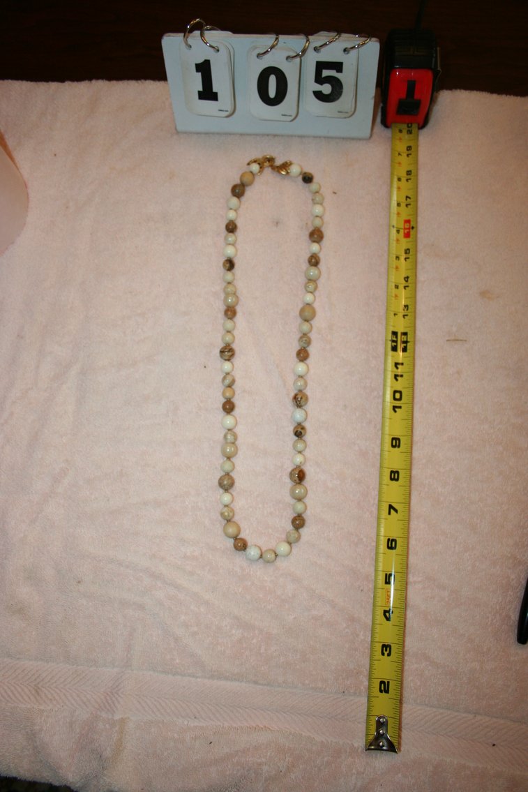 Image for Vintage Glass Beaded Necklace