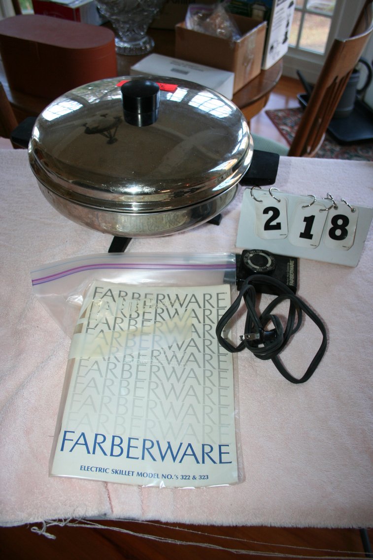 Image for Vintage Faberware Electric Skillet (Working)