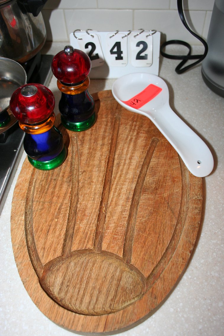 Image for Vintage Salt & Pepper, Cutting Board