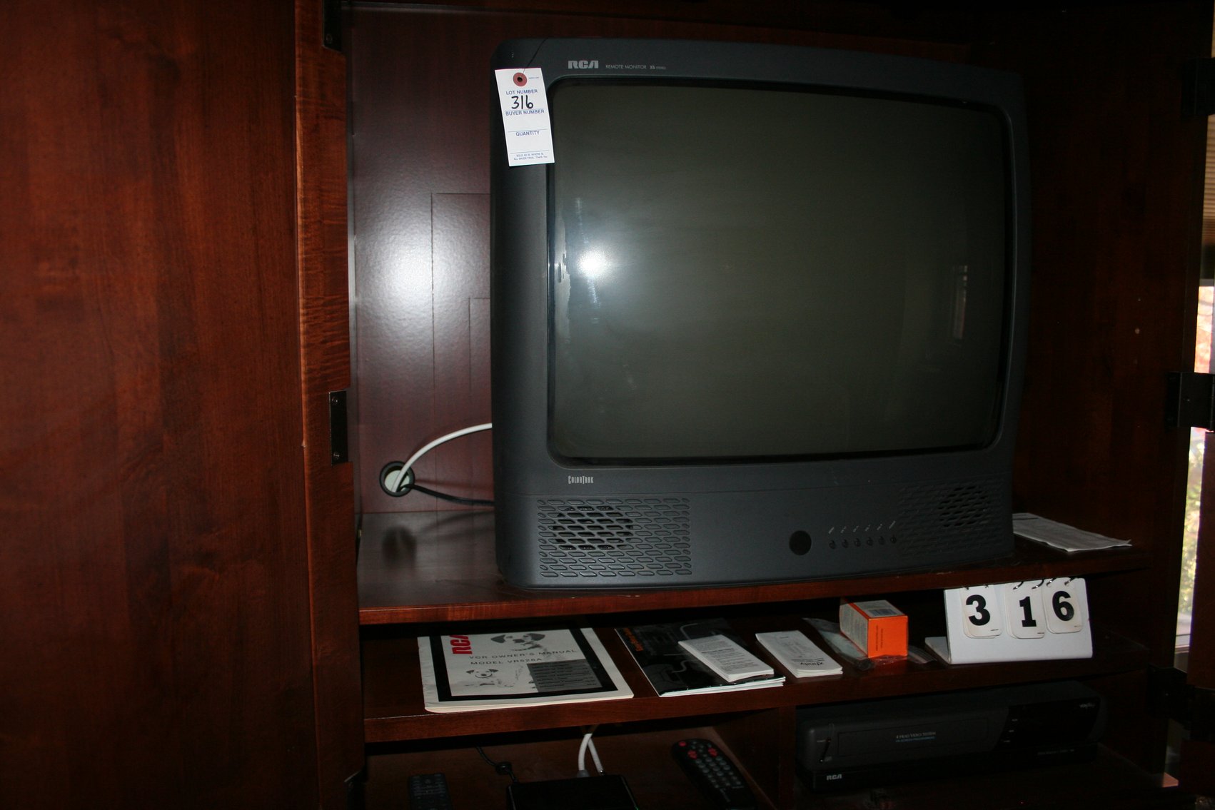 Image for RCA Model VR526A, RCA VHS  (Working)