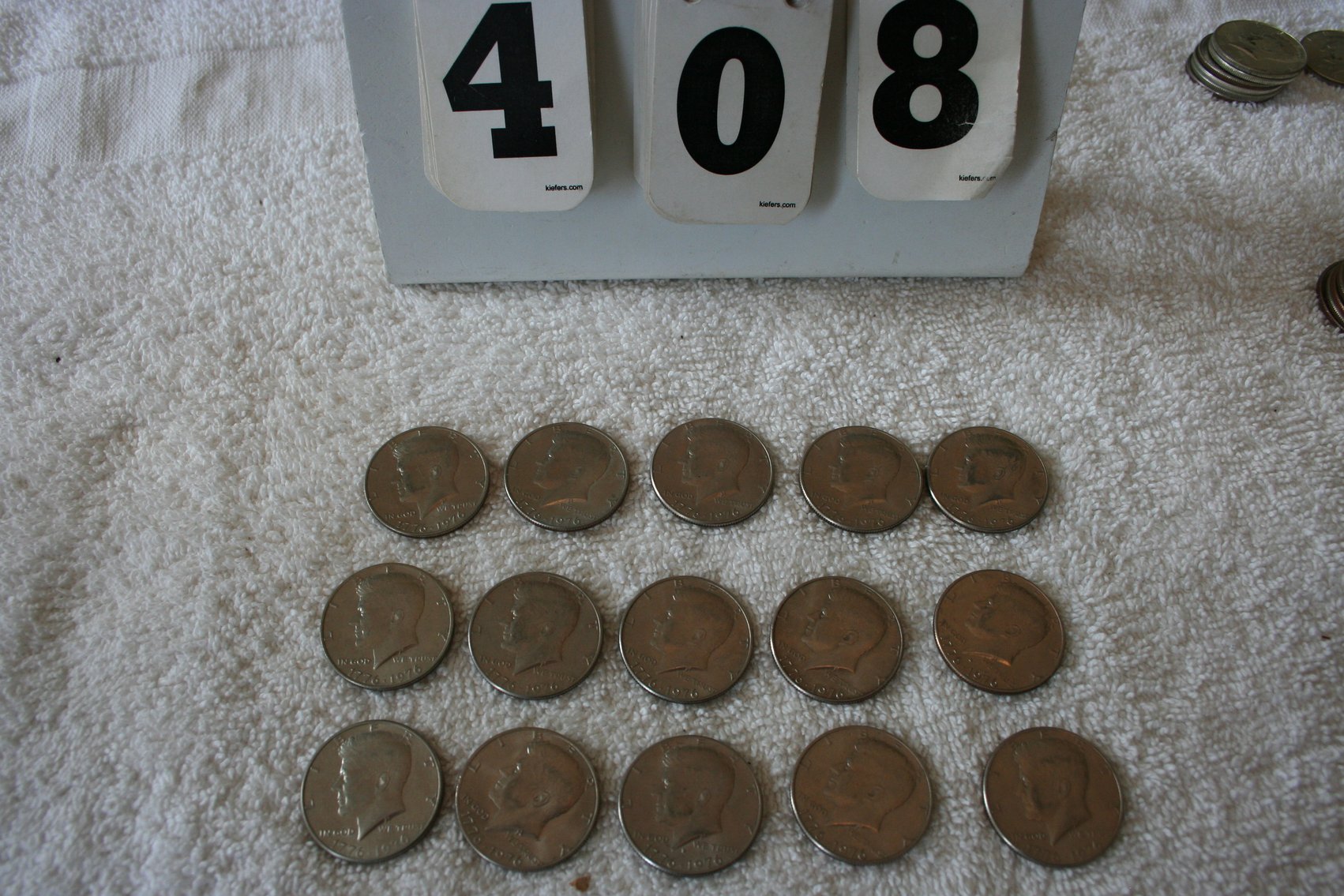 Image for 1776 - 1976 Kennedy Halves  (15)